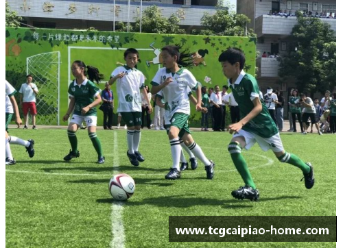 tcg彩票官方网站追逐梦想的绿茵传奇：一位爱足球的球星成长故事
